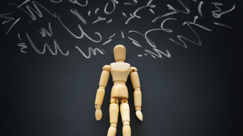 TDAH não é ausência de atenção, mas um superfoco mal direcionado, como explica Alexandre Costa Pedrosa.