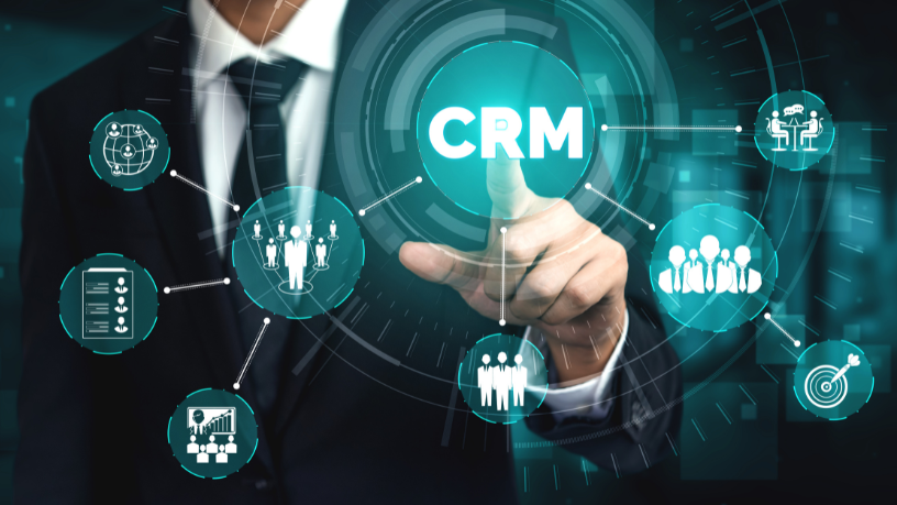 A automação redefine funções, cria novas competências e, como destaca Francisco Gonçalves Perez, transforma profundamente o futuro do trabalho.